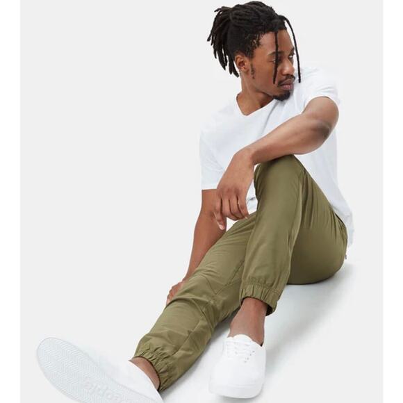 NWT Tentree Men’s 38 Destination Jogger Pants Olive Night Green - Picture 1 of 14